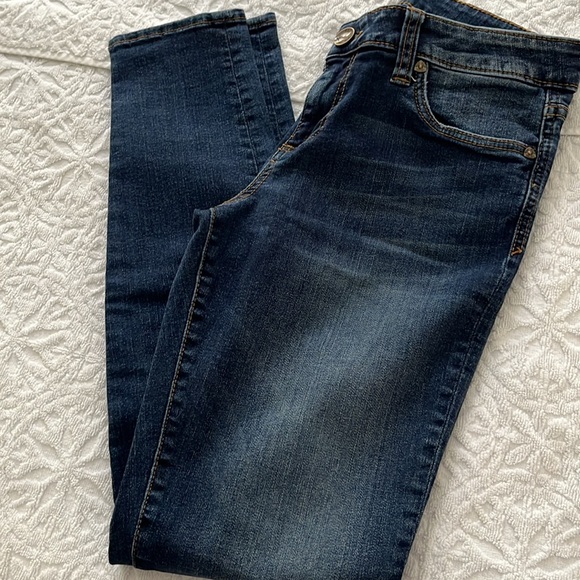 Kut skinny jeans! - Picture 9 of 10